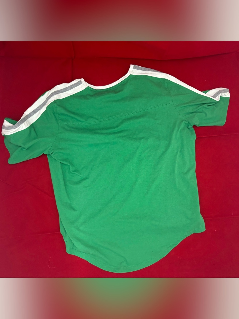Under Armour HeatGear Green Athletic Shirt Women's 2XL Short Sleeve Performance